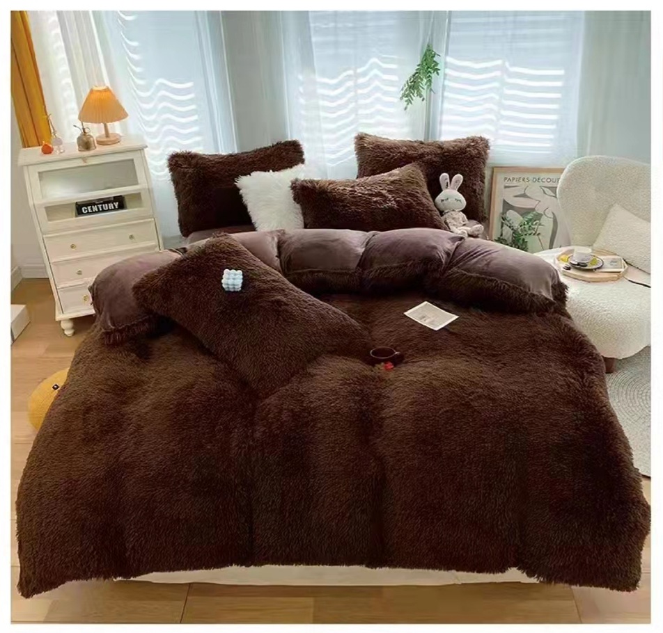 Постільна білизна євро EAST (велюр)+довгий ворс "Коричневий"