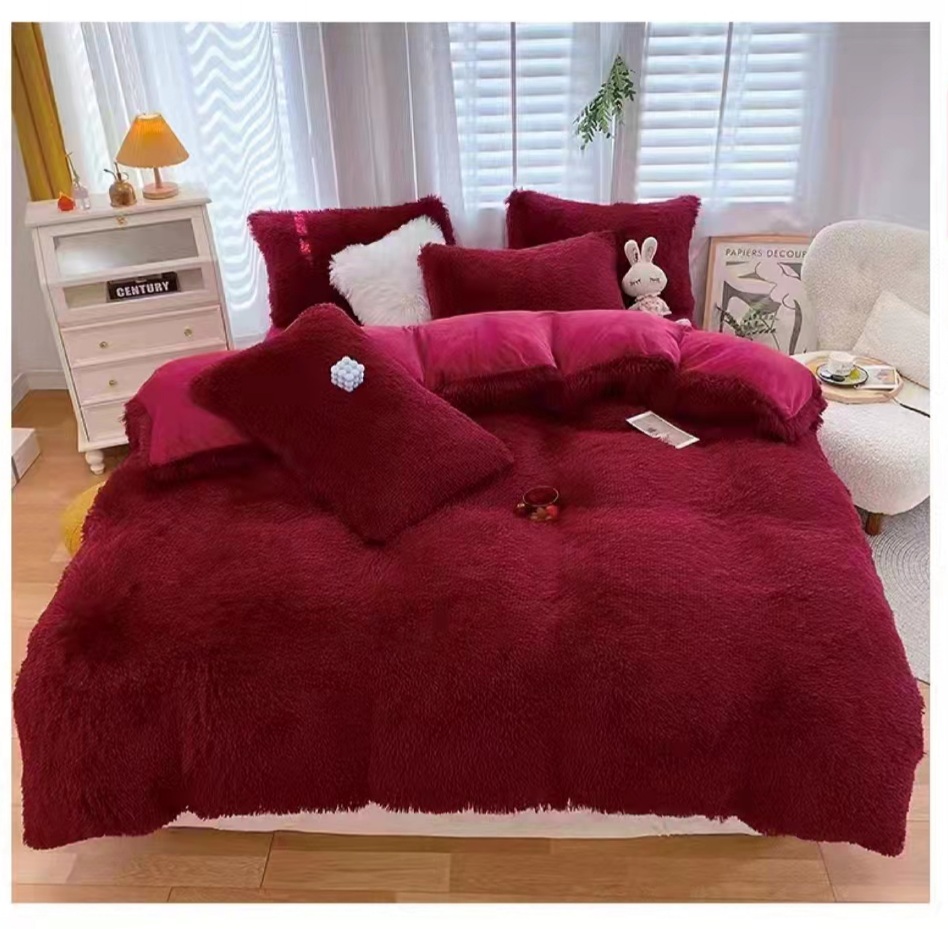 Постільна білизна євро EAST (велюр)+довгий ворс "Червоний"