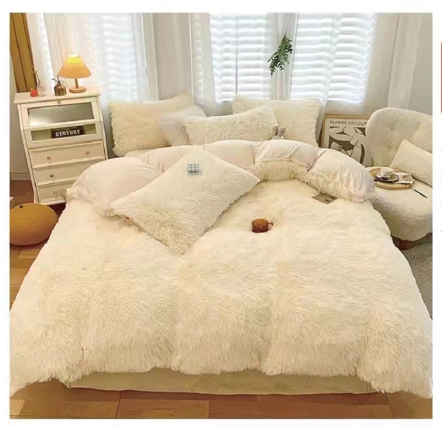 Постільна білизна євро EAST (велюр)+довгий ворс "Молочний"