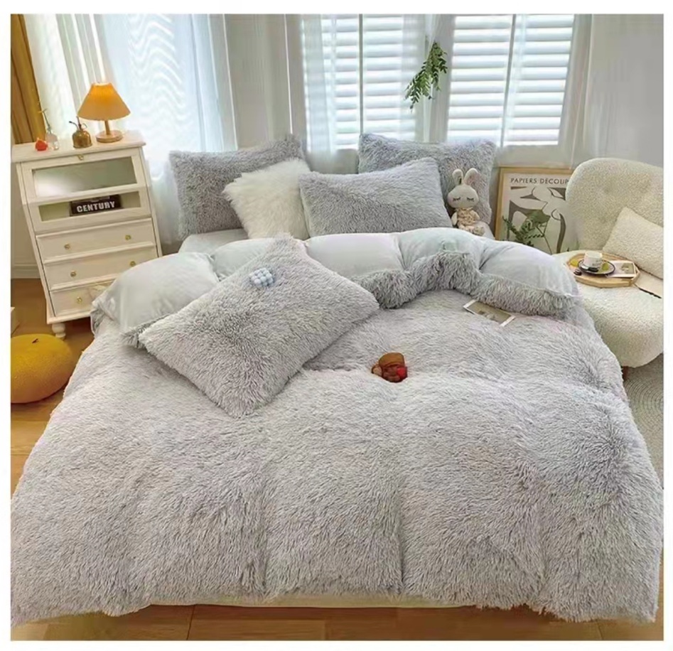 Постільна білизна євро EAST (велюр)+довгий ворс "Сірий"