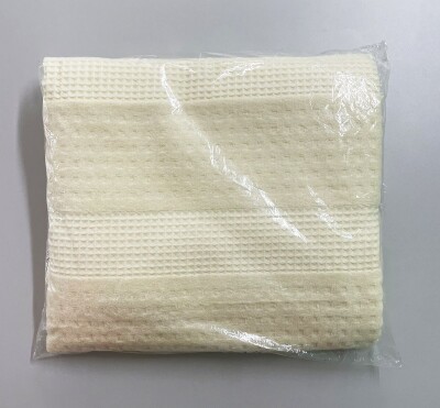 Махрове покривало "Malloory" 150x200 см. (Молочний)